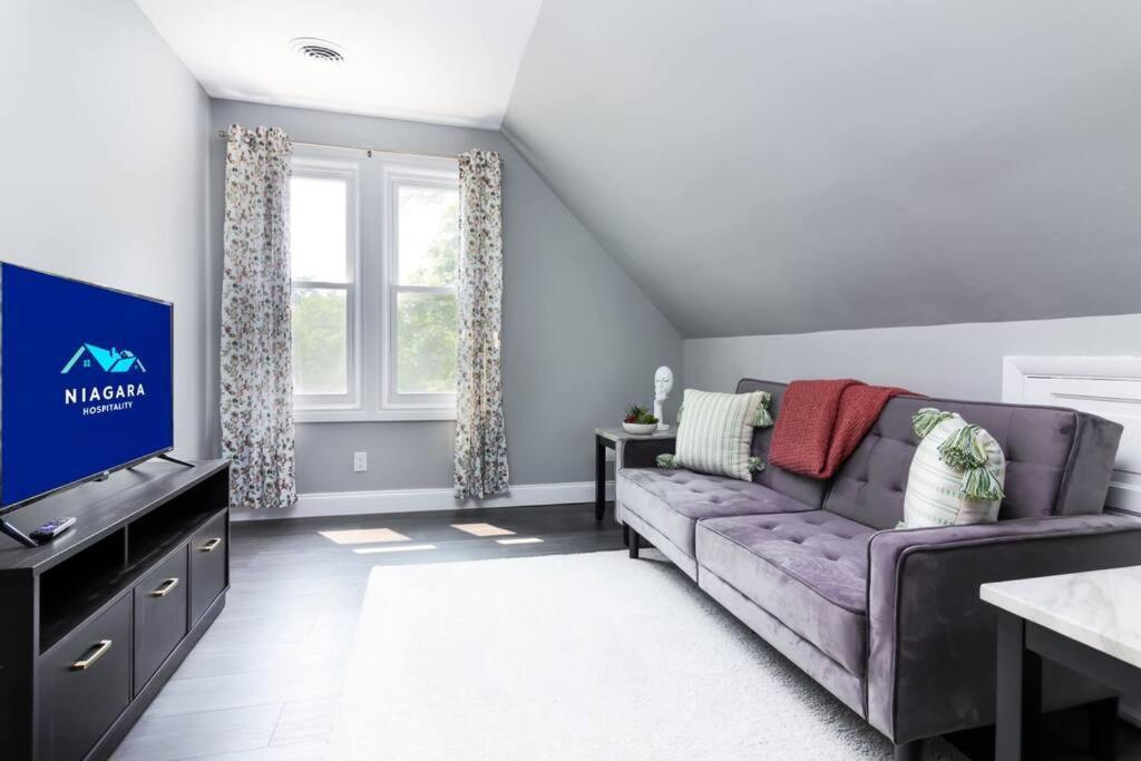 Cozy Micro Apartment, Minutes From Falls Niagara Falls Extérieur photo