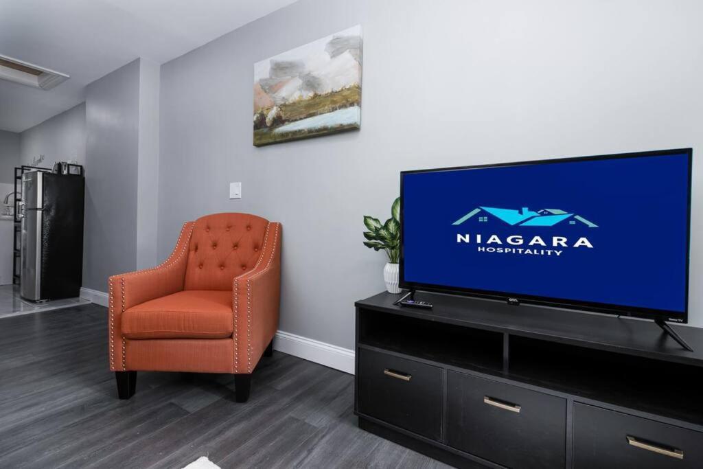 Cozy Micro Apartment, Minutes From Falls Niagara Falls Extérieur photo