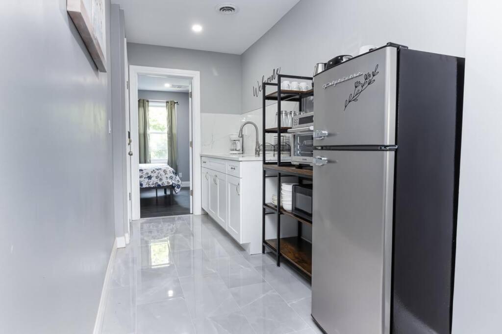 Cozy Micro Apartment, Minutes From Falls Niagara Falls Extérieur photo