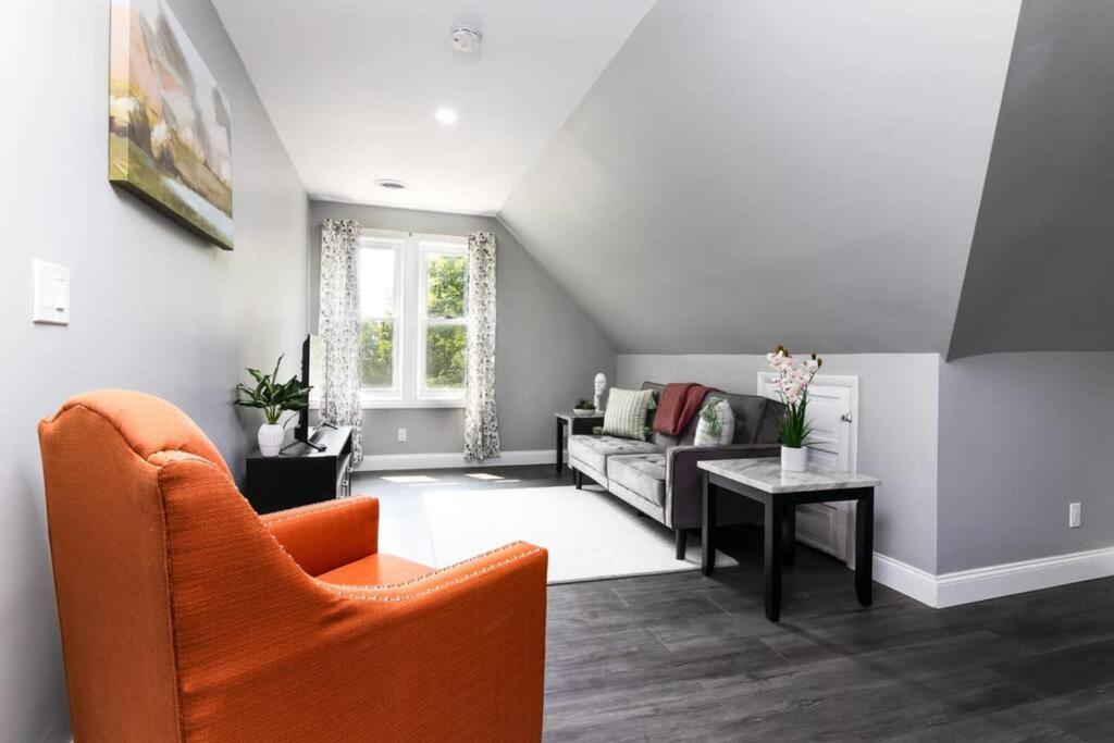 Cozy Micro Apartment, Minutes From Falls Niagara Falls Extérieur photo